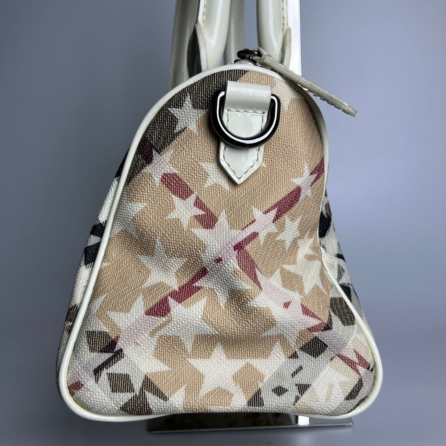 Burberry	Nickie Stars Tote White PVC