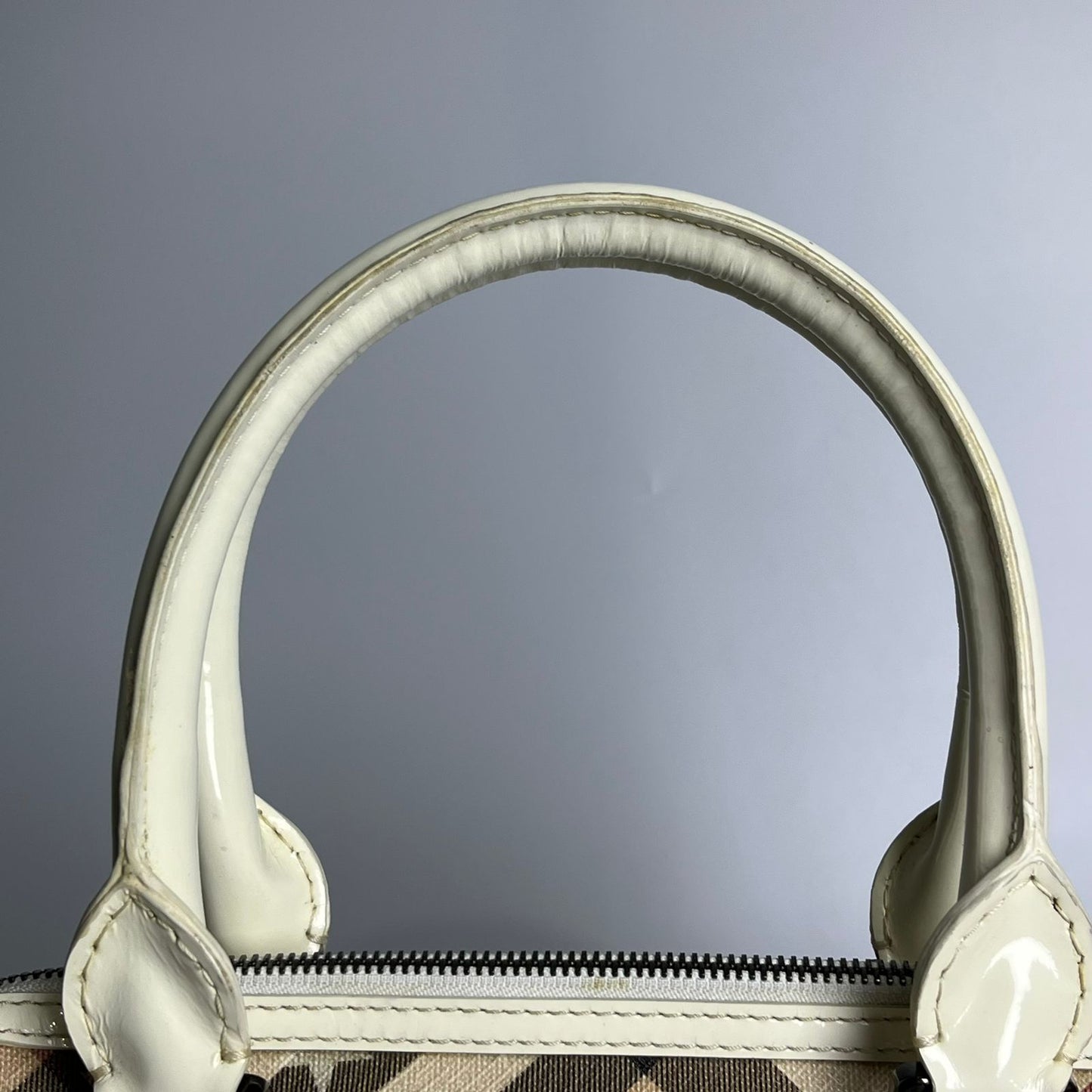 Burberry	Nickie Stars Tote White PVC