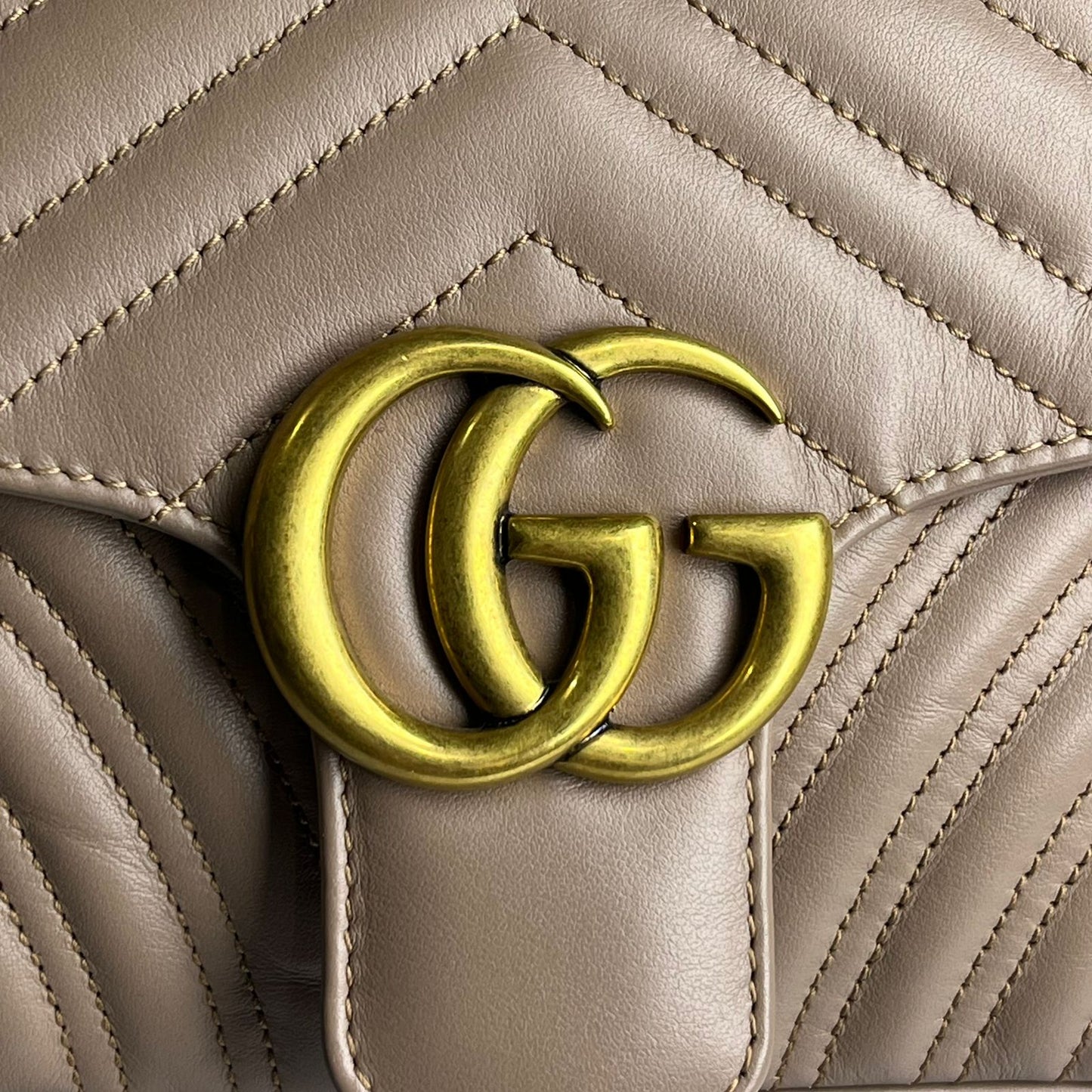 Gucci Marmont Flap Beige