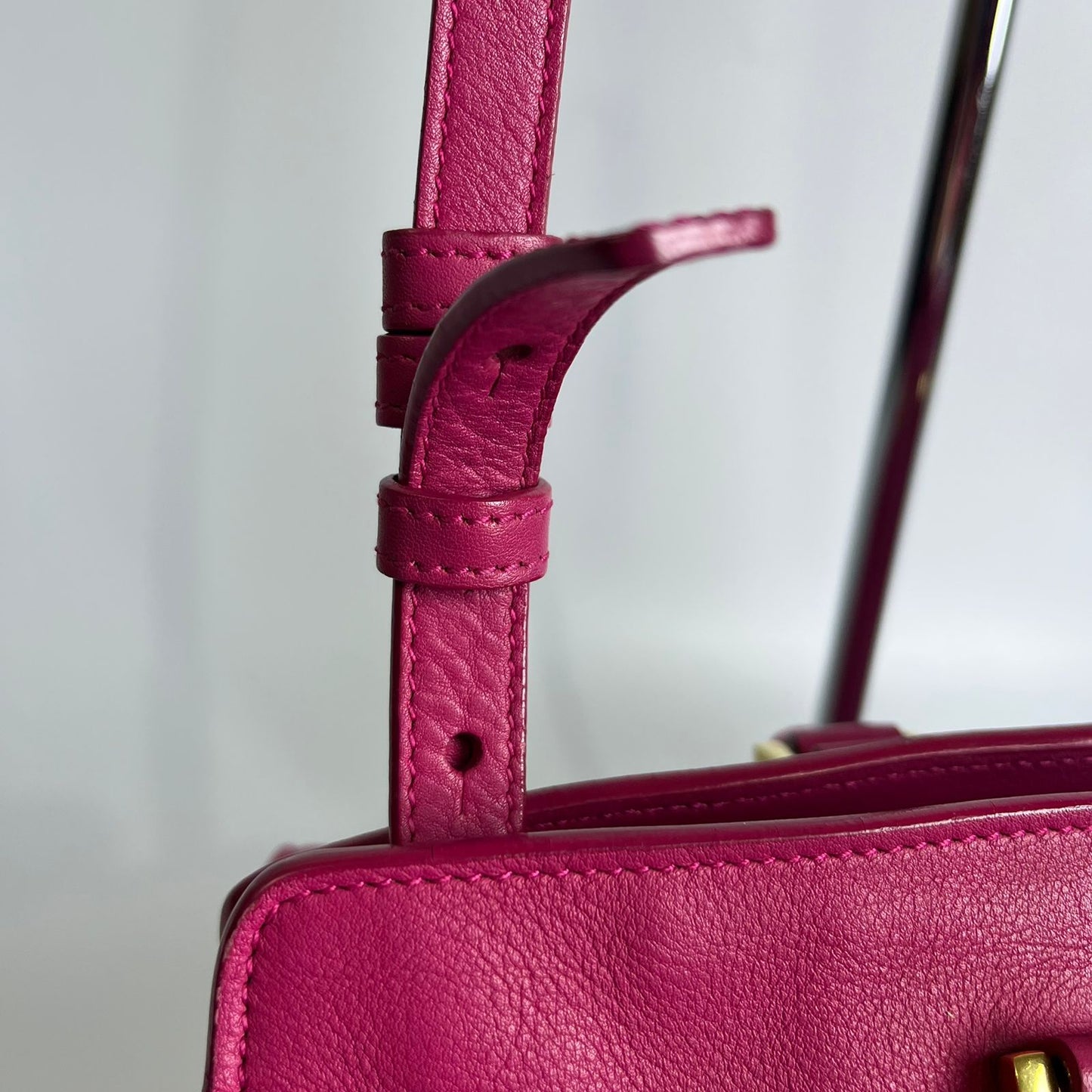YSL	Cabas Hot Pink