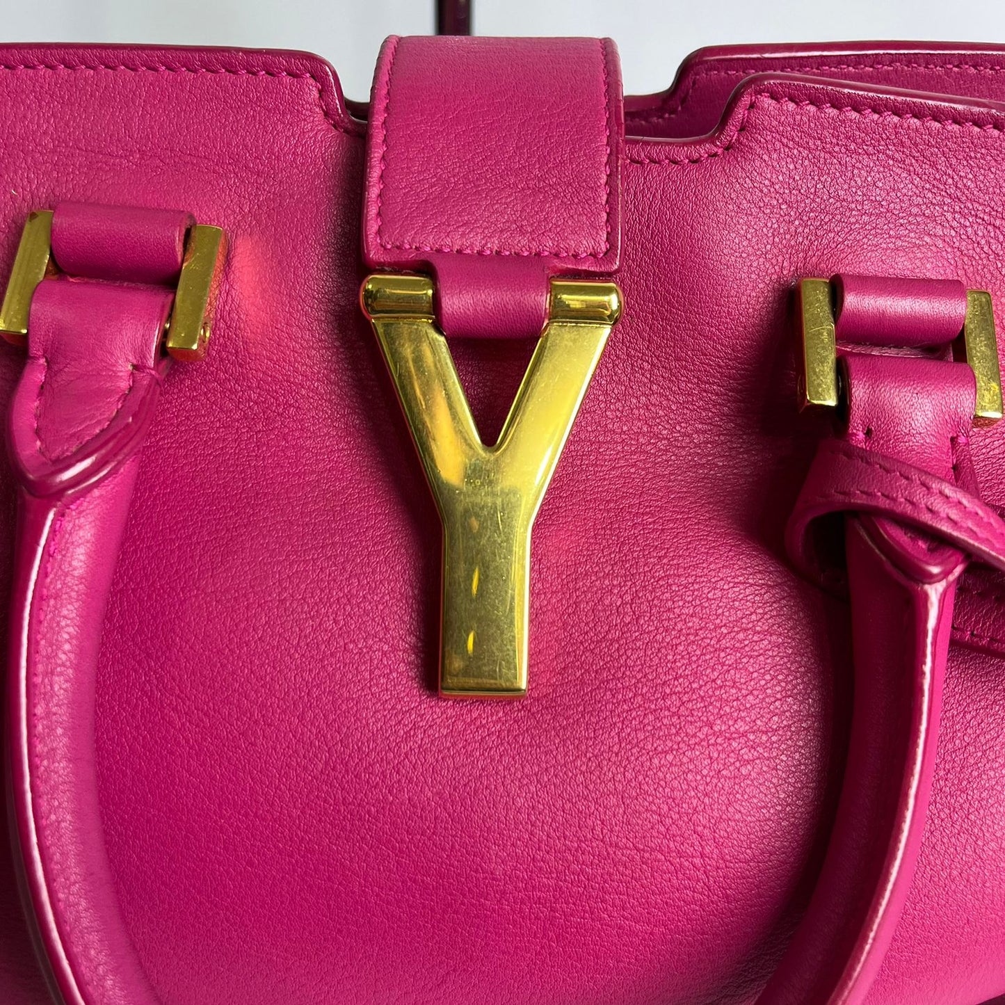 YSL	Cabas Hot Pink