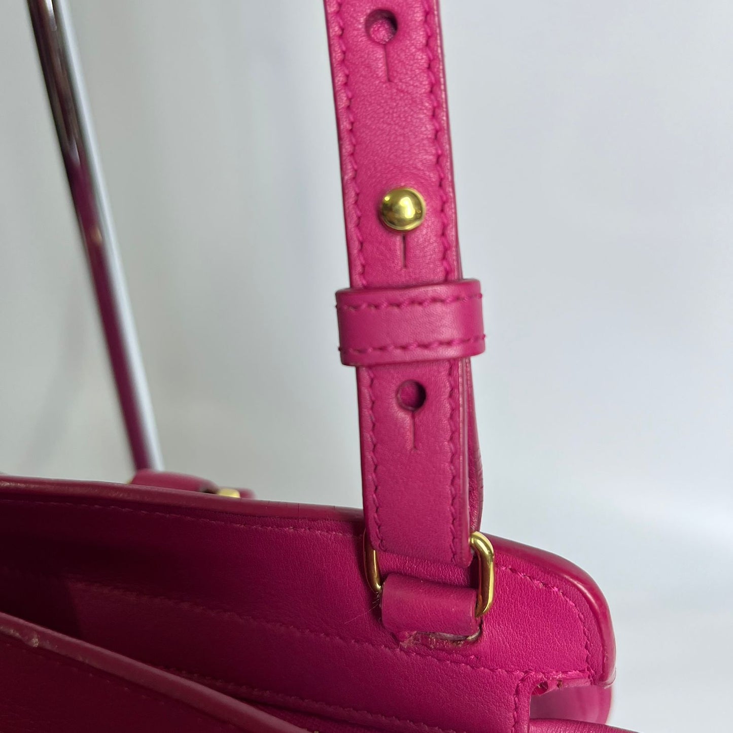 YSL	Cabas Hot Pink