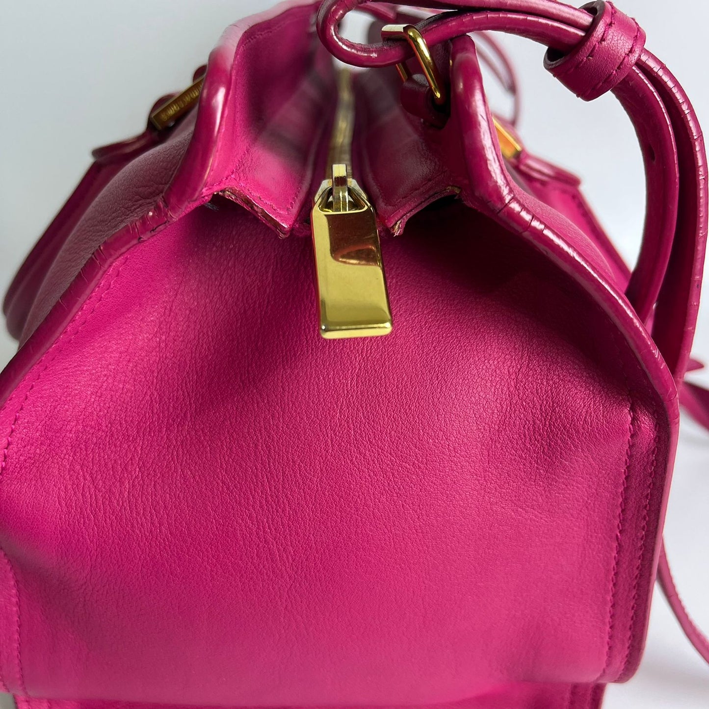 YSL	Cabas Hot Pink