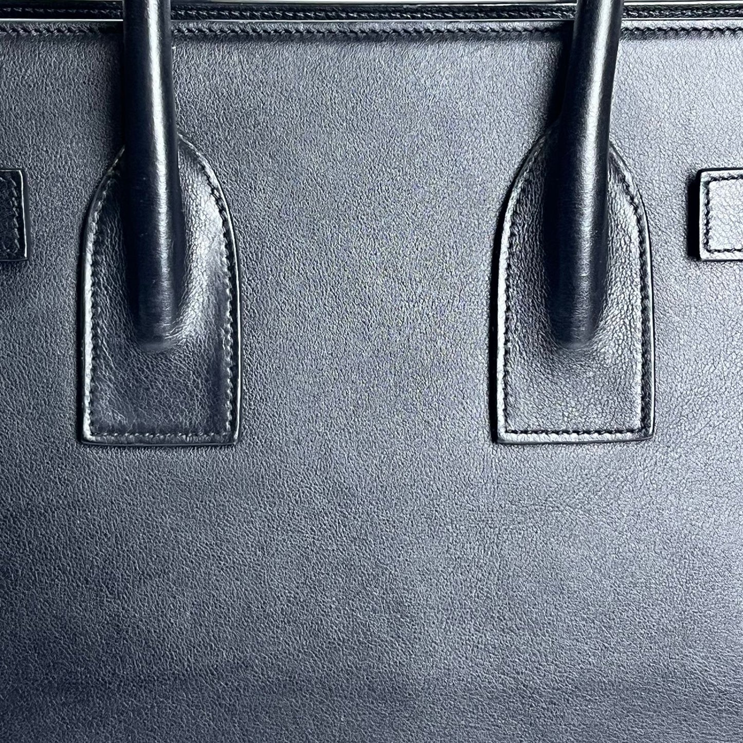 YSL	Sac De Jour Black