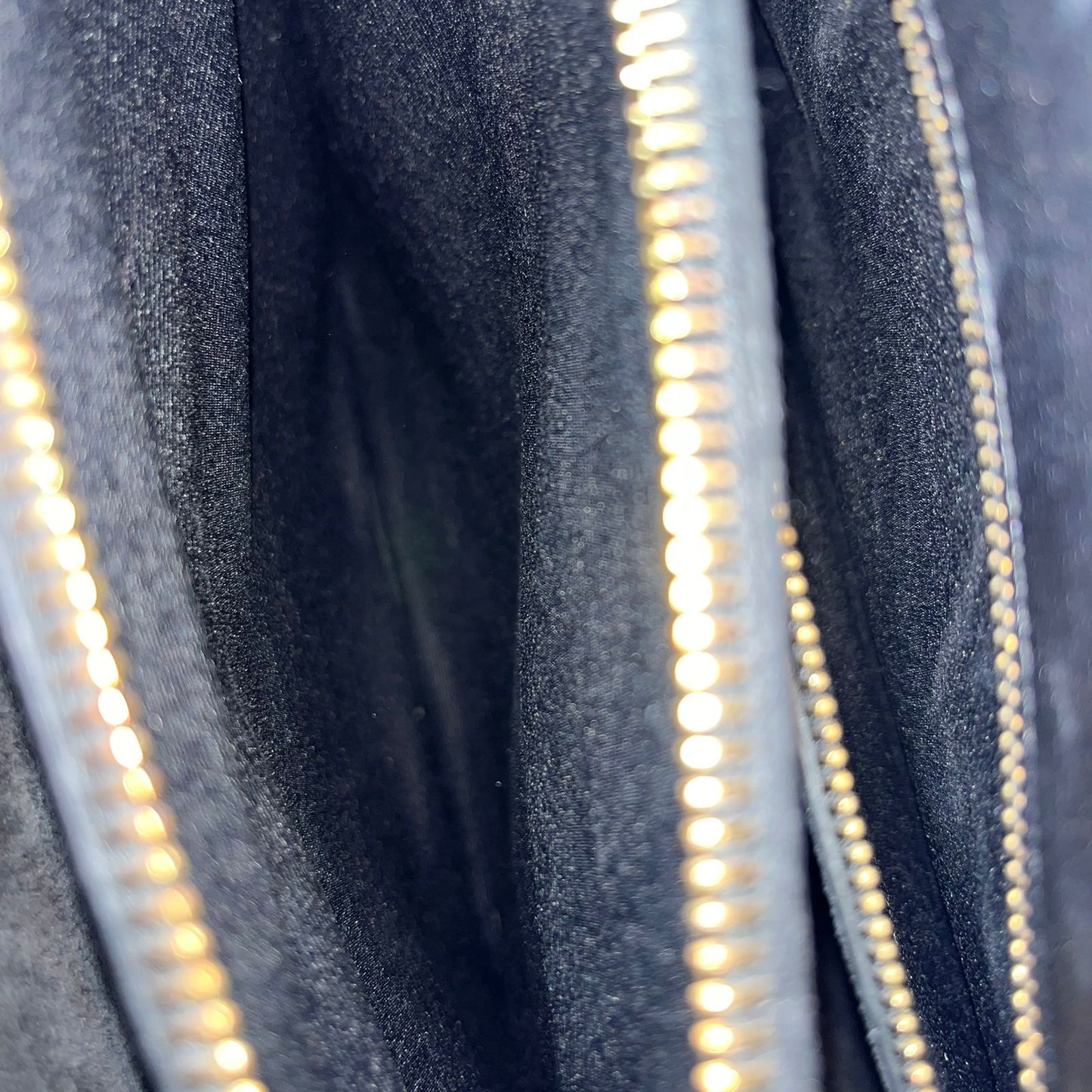 YSL	Sac De Jour Black