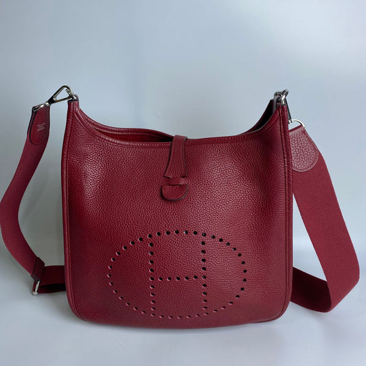 Hermes	Evelyn Rouge
