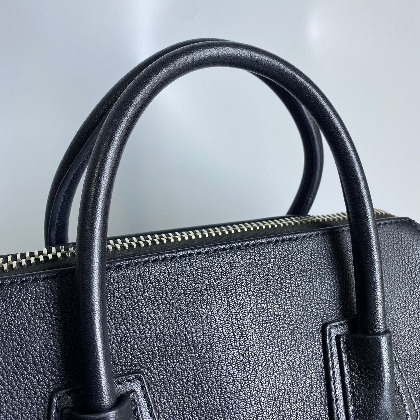 Givenchy Antigona Large Black