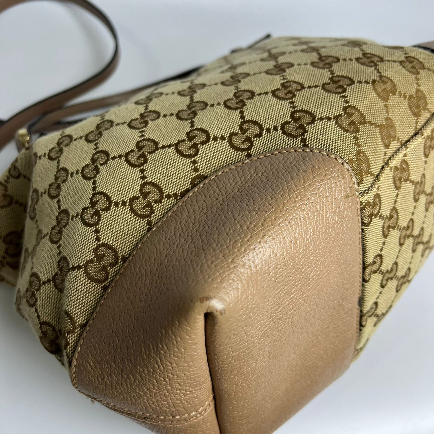 Gucci Bree GG Handbag Beige Trims