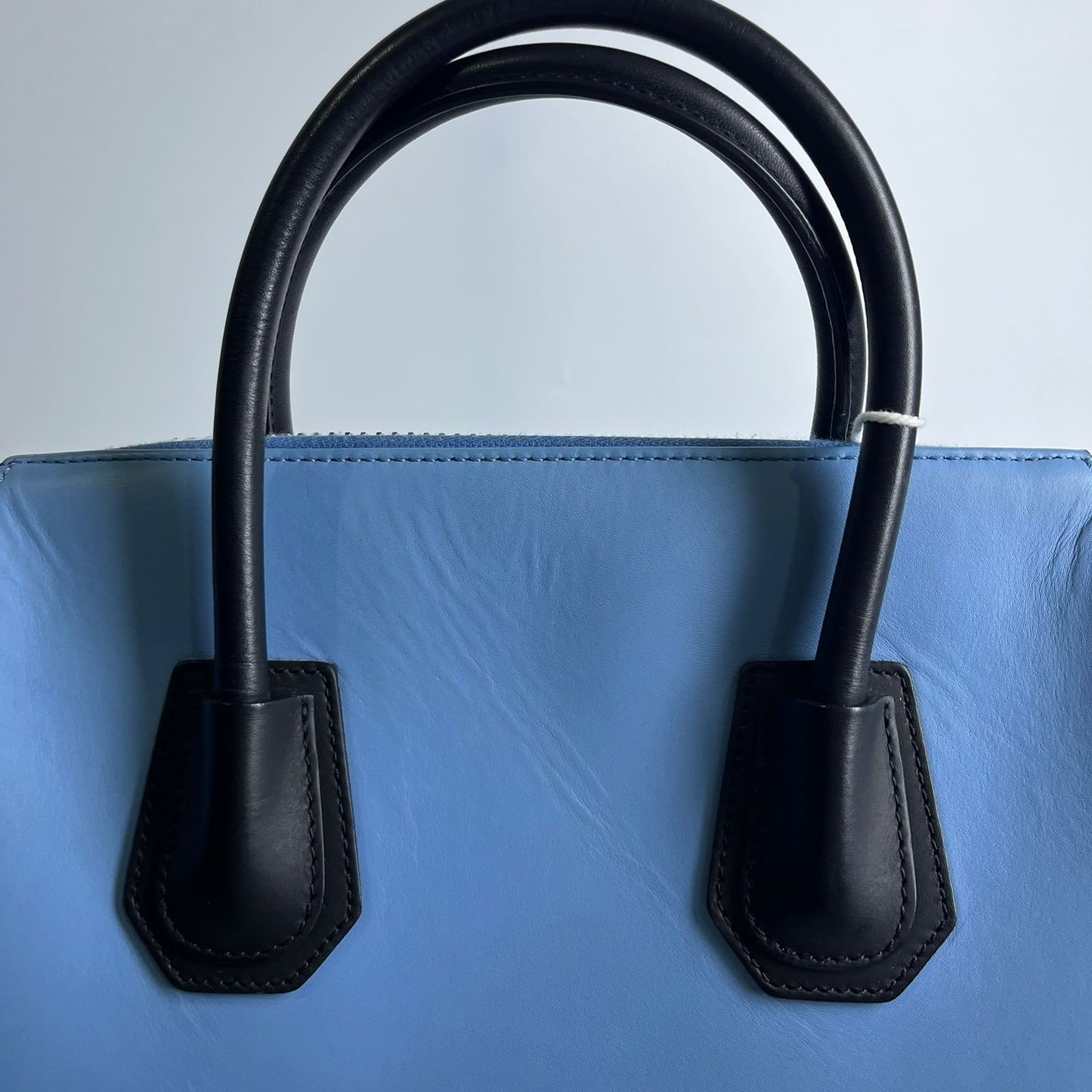 Givenchy Antigona Two-Toned Large Blue/Black