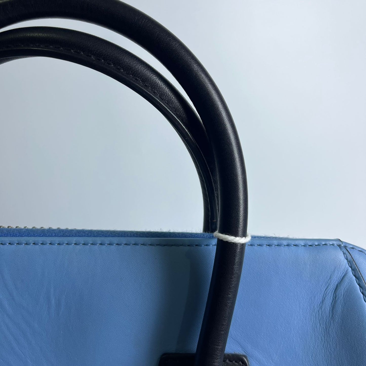 Givenchy Antigona Two-Toned Large Blue/Black