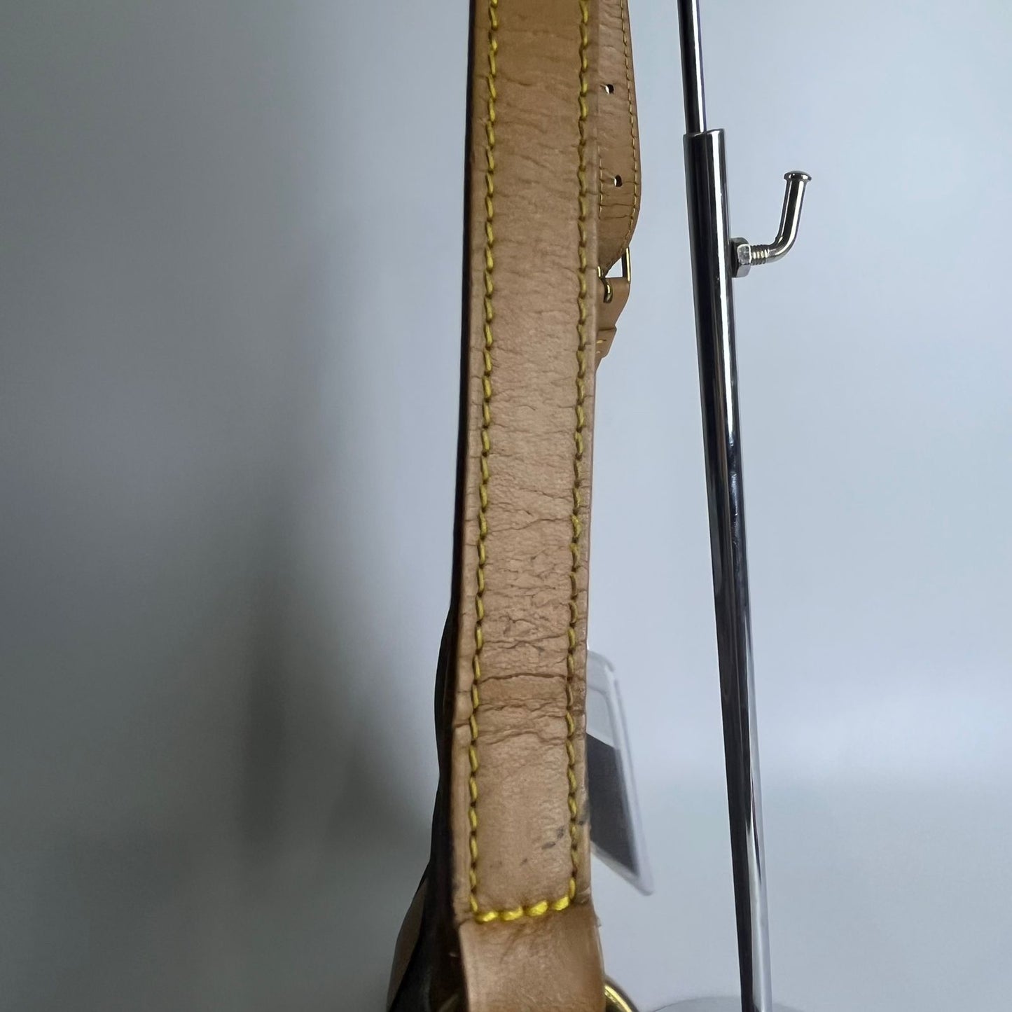 Louis Vuitton	Boulogne 30 Shoulder Bag Monogram Canvas