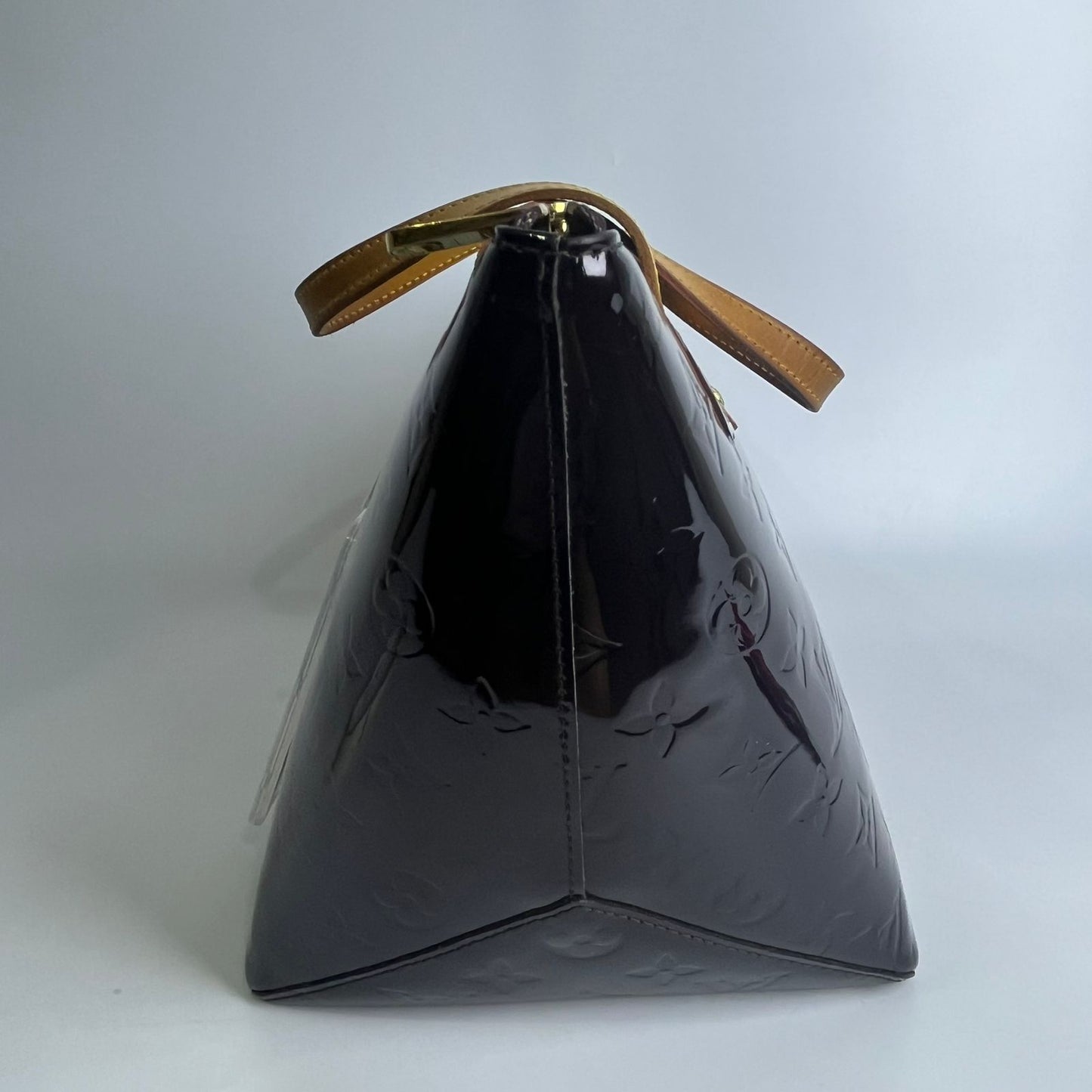 Louis Vuitton	Vernis Bellevue Handbag Dark Violet