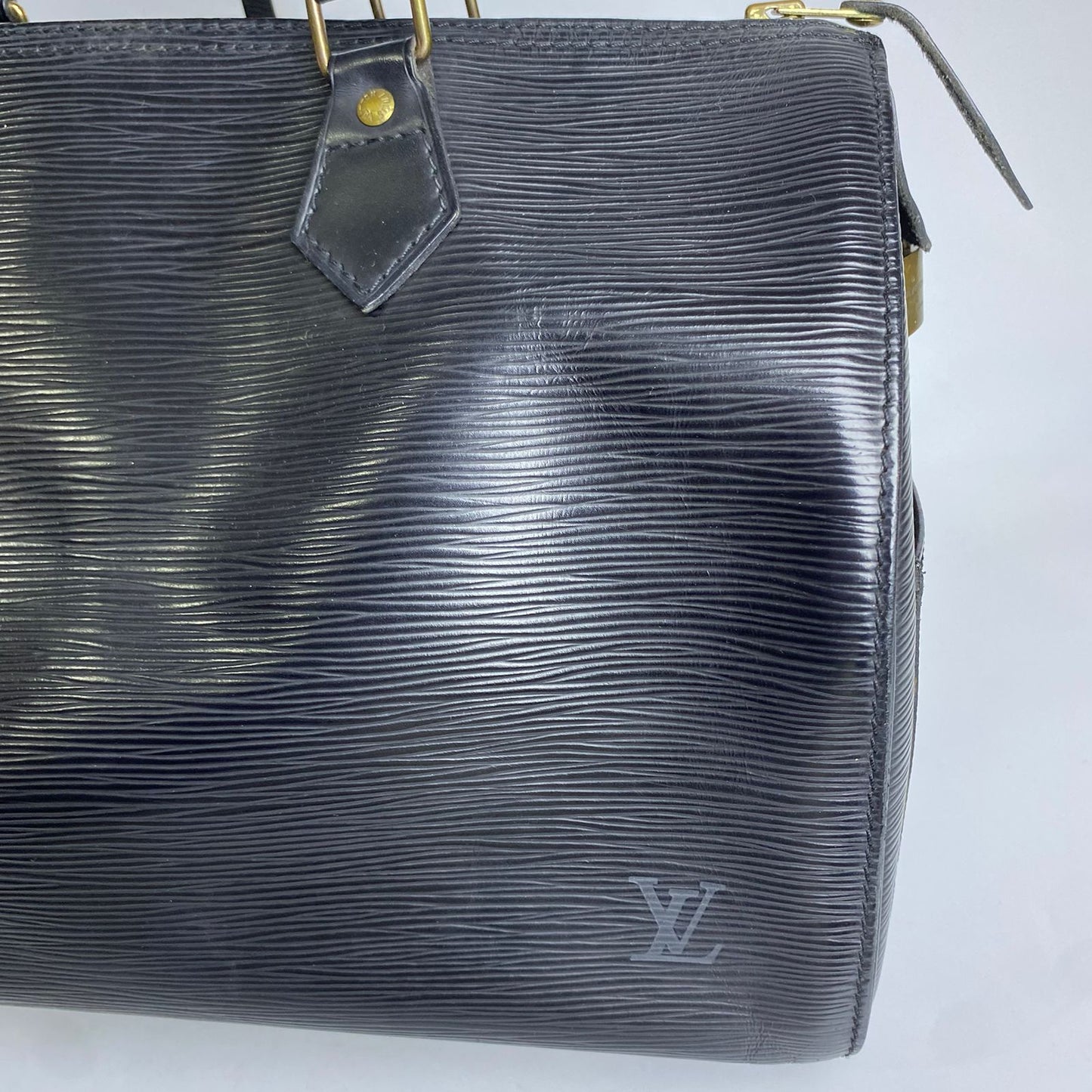 Louis Vuitton	Speedy 30 Epi Black