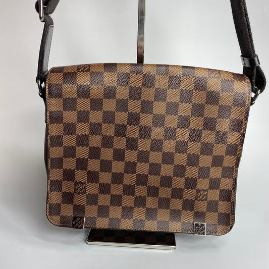 Louis Vuitton District PM Messenger Bag DE