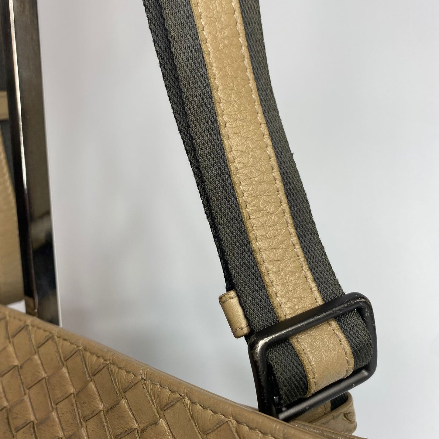 Bottega Veneta Intrecciato Messenger Bag Brown