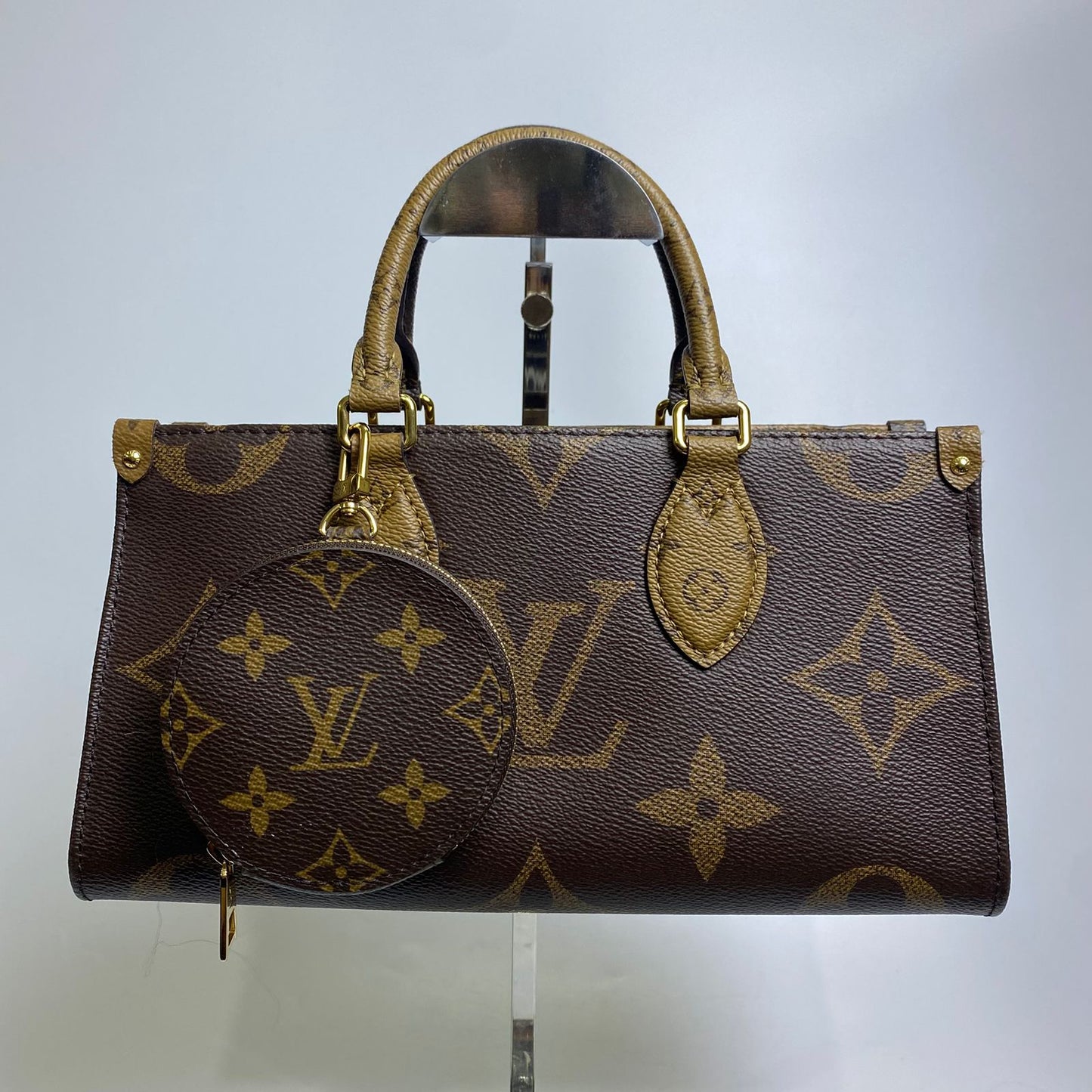 Louis Vuitton Eastwest Monogram