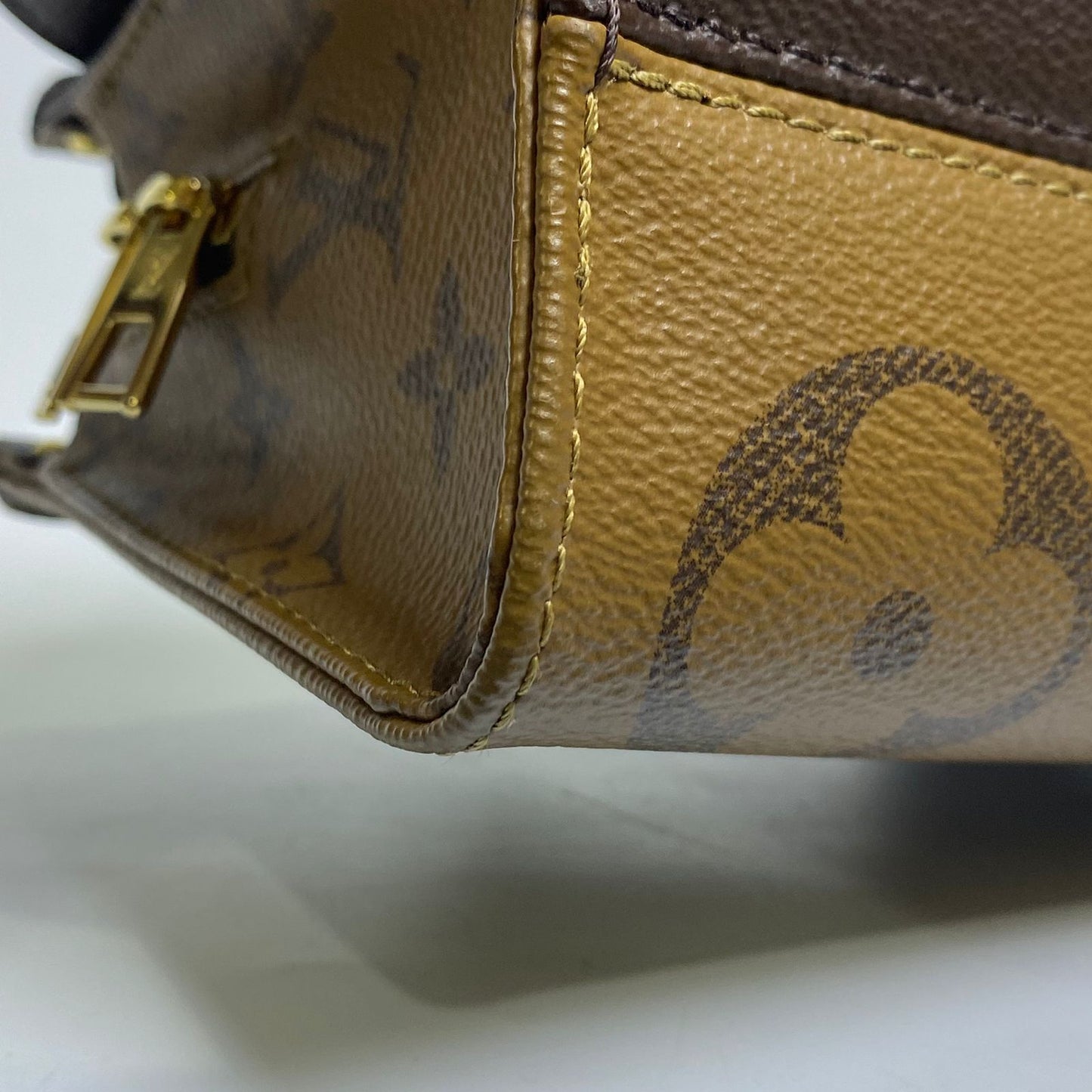 Louis Vuitton Eastwest Monogram