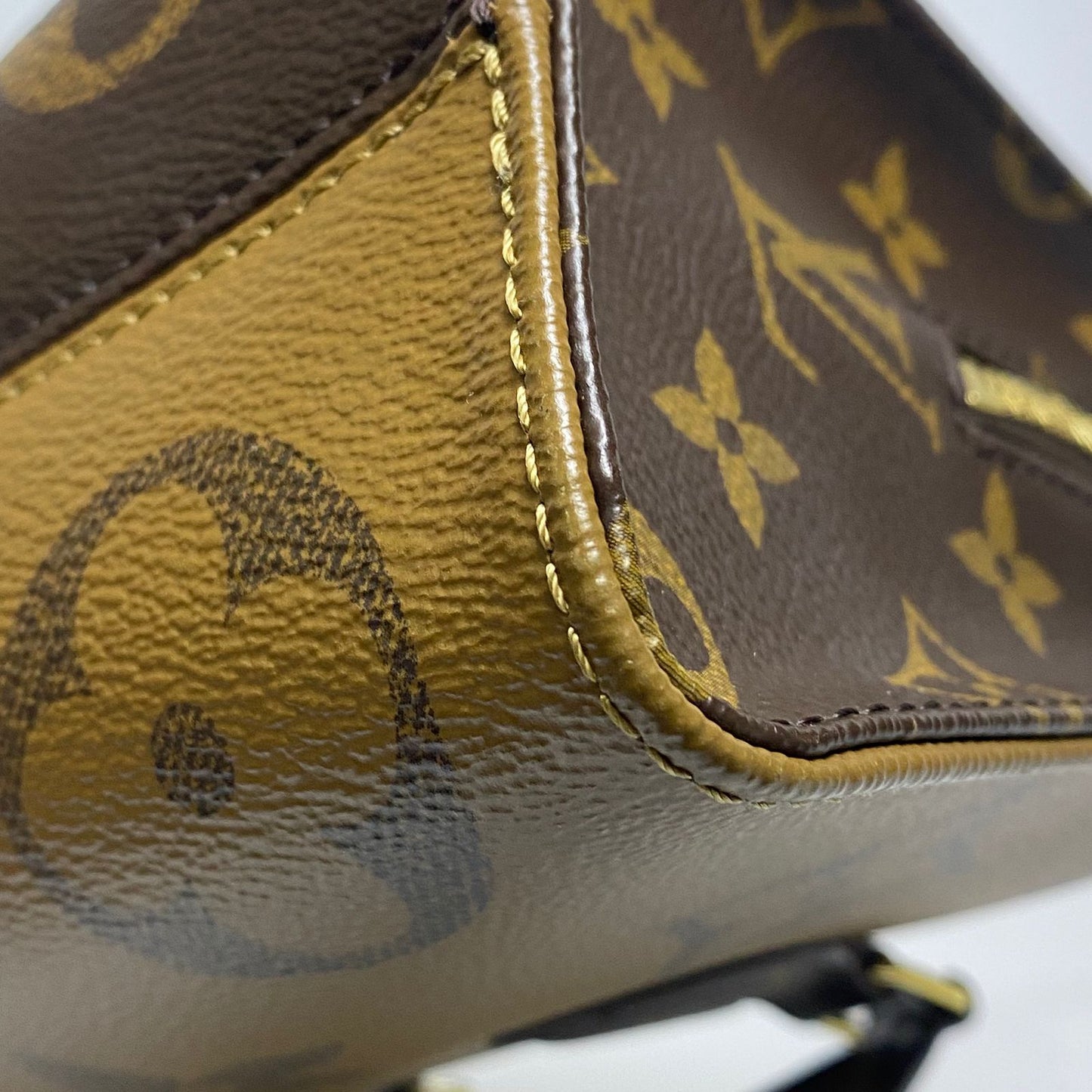 Louis Vuitton Eastwest Monogram