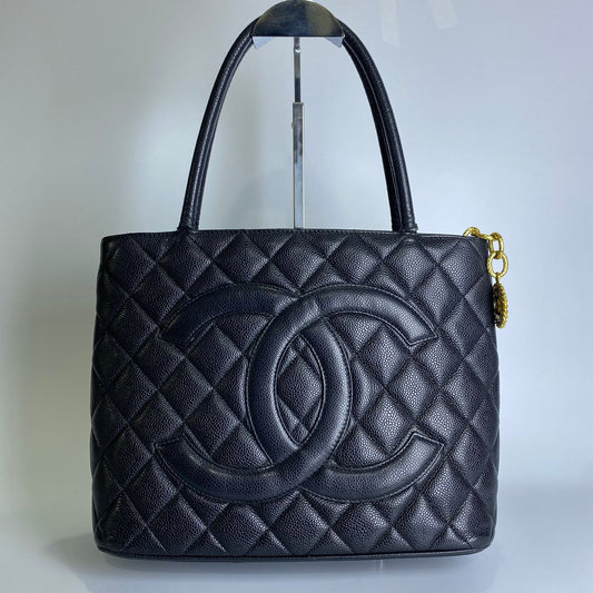 Black Medalion Tote