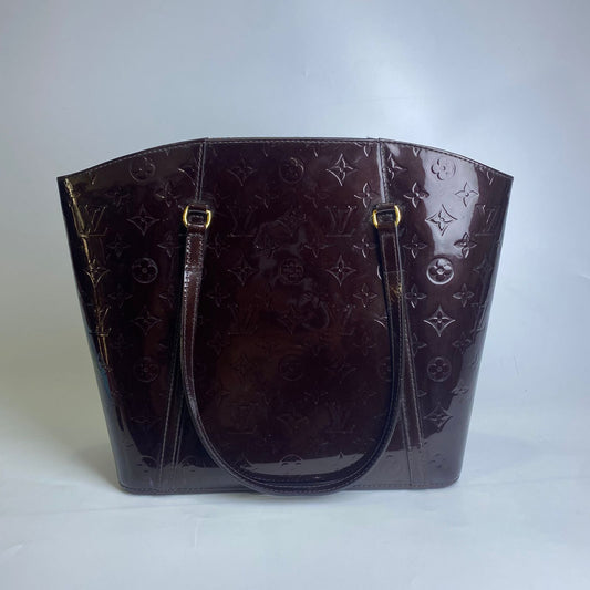 Louis Vuitton Amarante Monogram Vernis Avalon