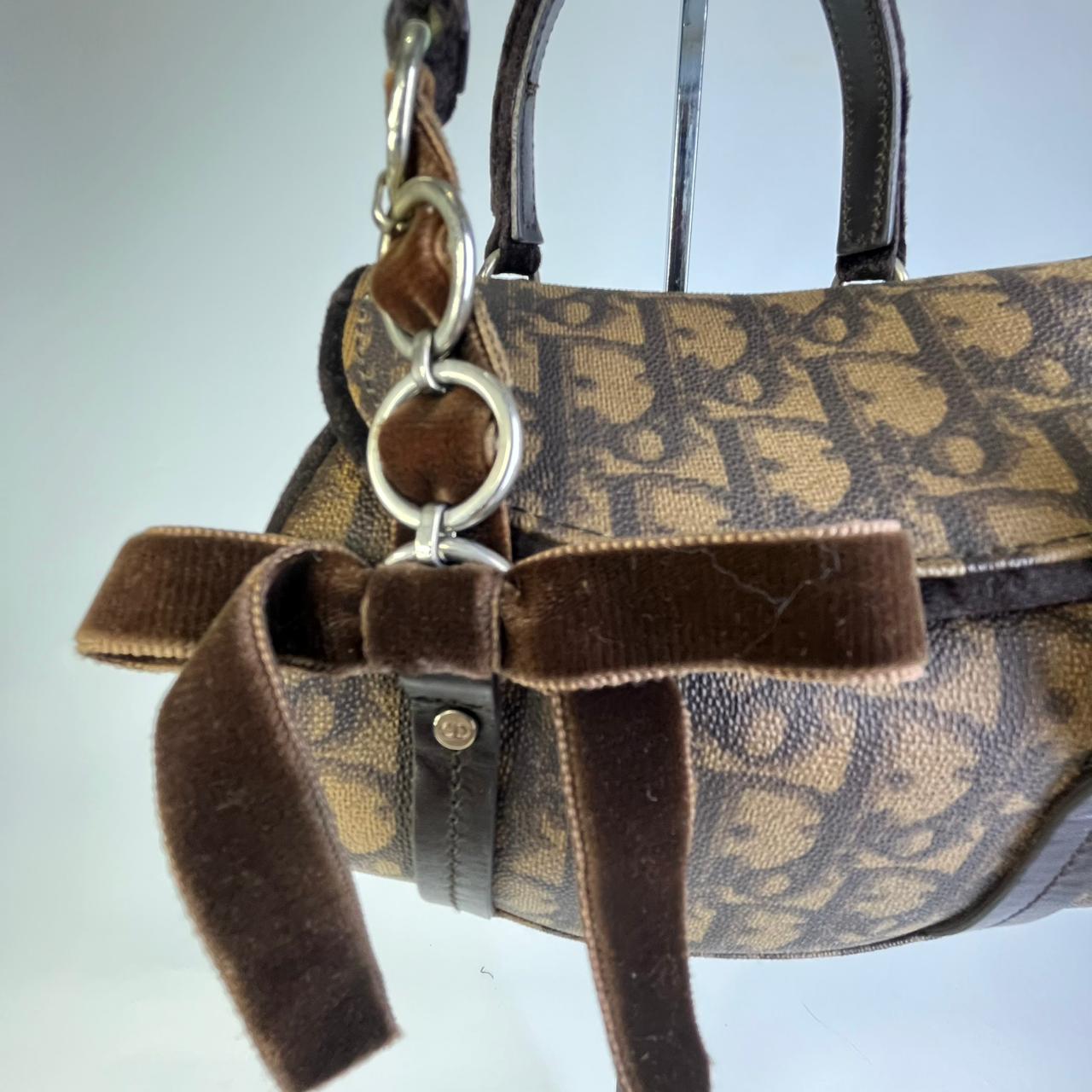 Dior	Trotter Romantique