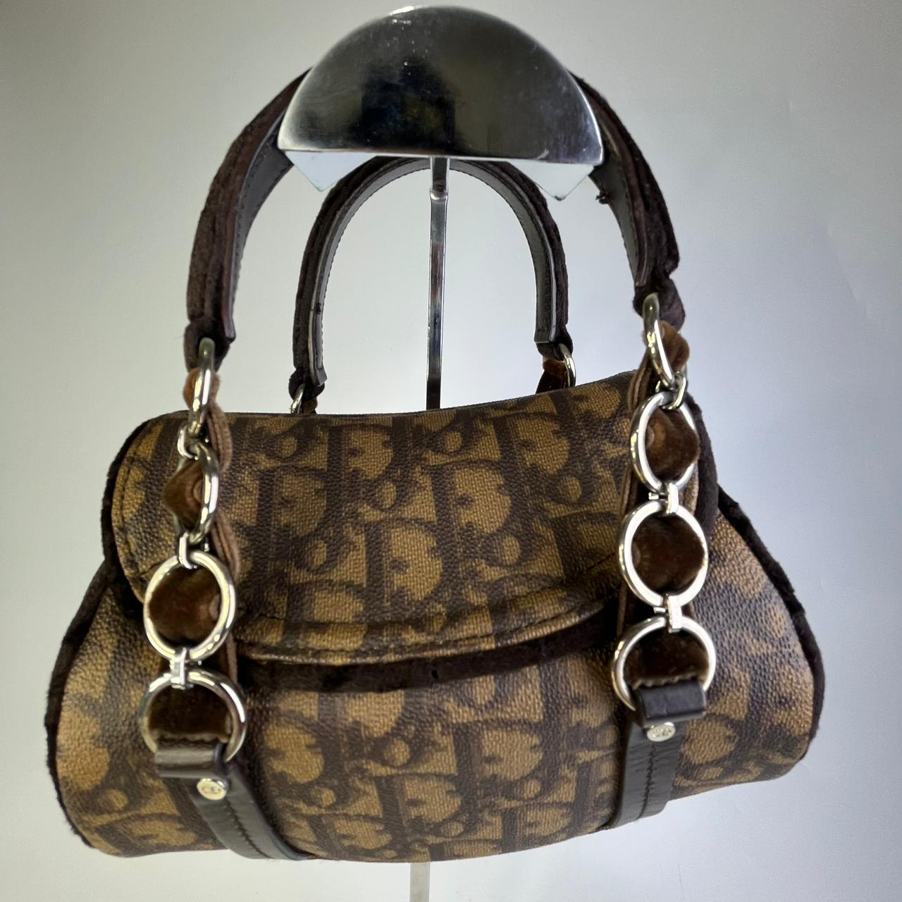 Dior	Trotter Romantique