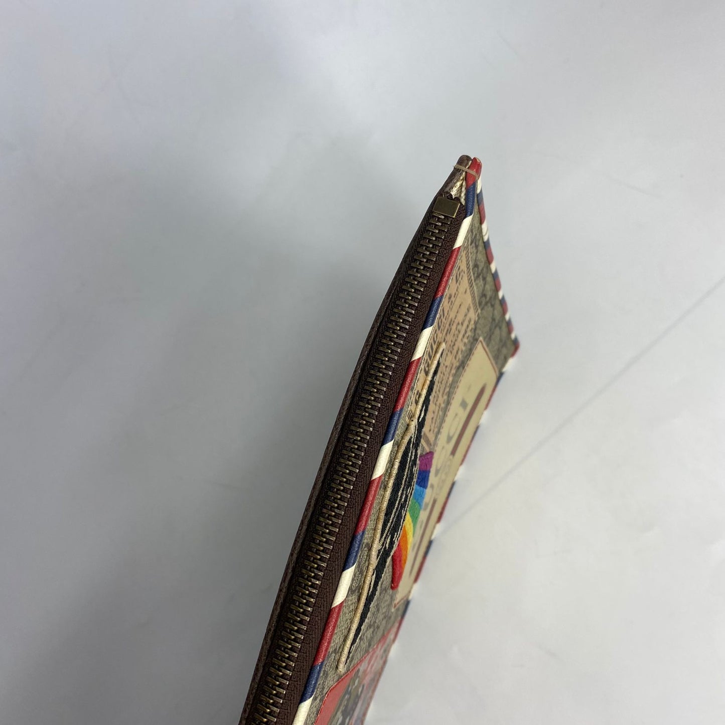 Gucci Courrier GG Supreme Clutch Various Patches