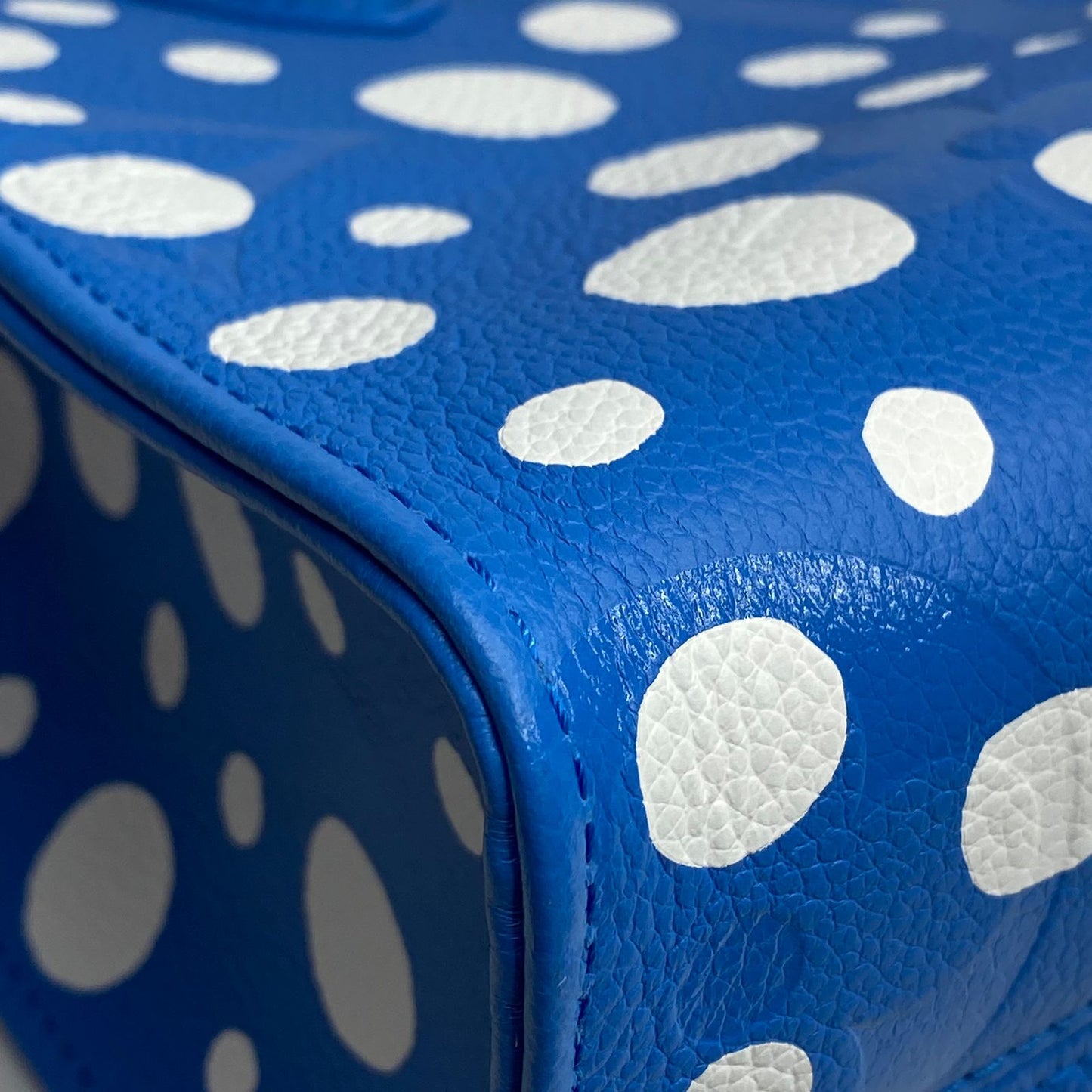 Louis Vuitton Yayoi Kusama OTG Bue, White Polka Mono Empreinte
