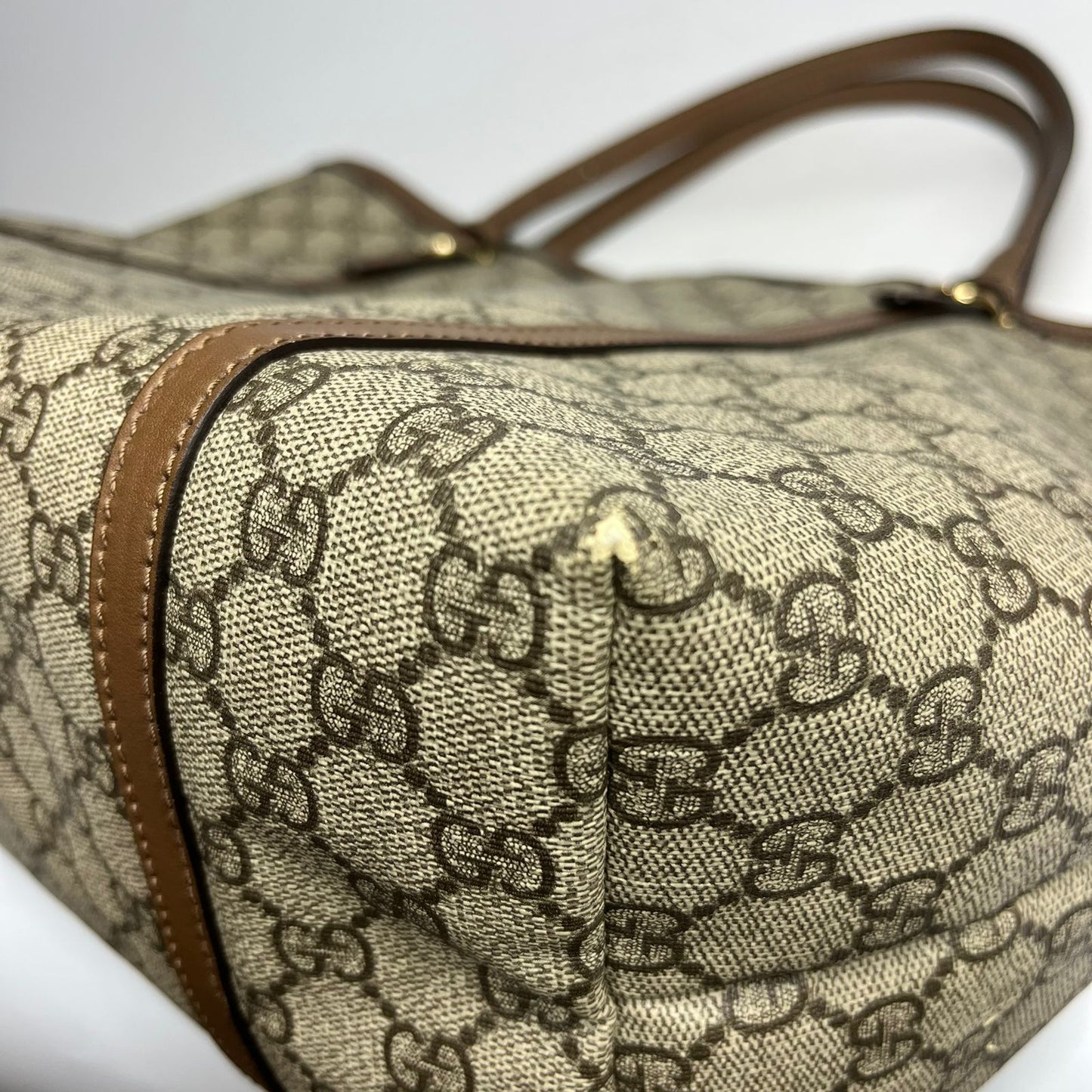 Gucci Supreme Tote Bag Brown Trims