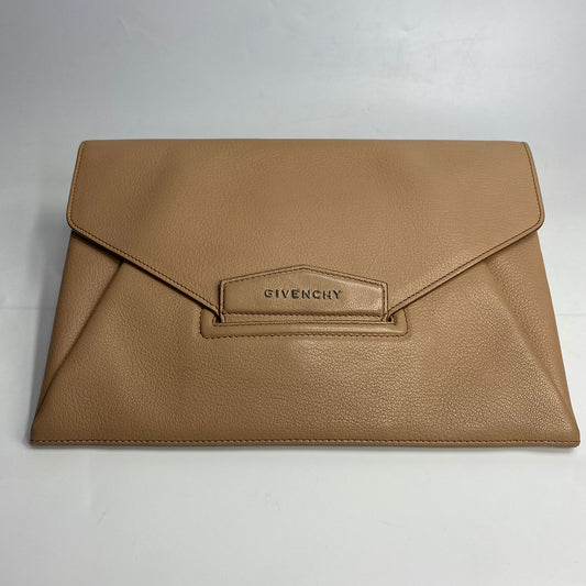 Givenchy Antigona Envelope Clutch Beige