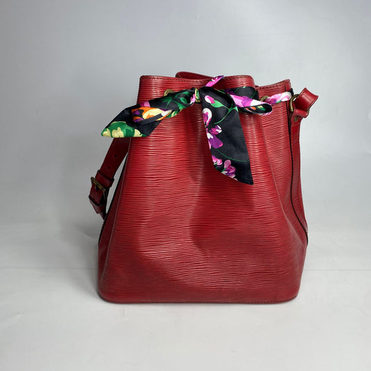 Louis Vuitton Neonoe Epi Red