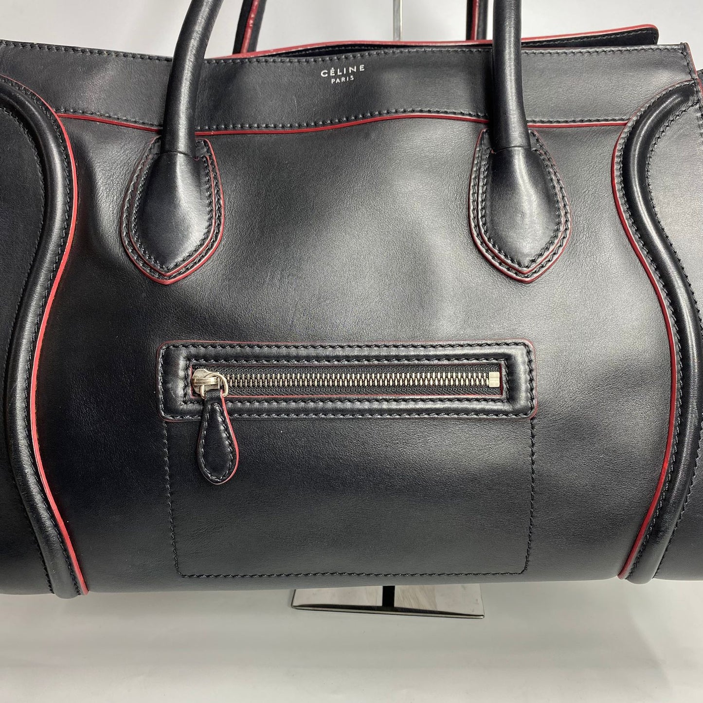 Celine Luggage Black, Red Pipin