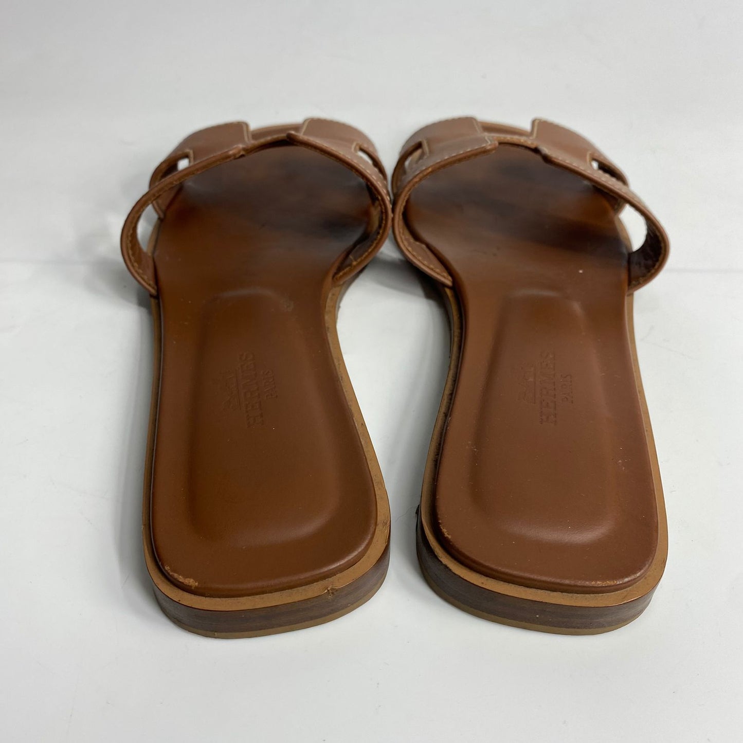 Hermes Oran Brown Size 35
