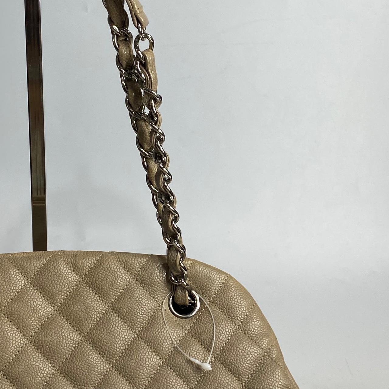 Channel	Mademoiselle Caviar Beige