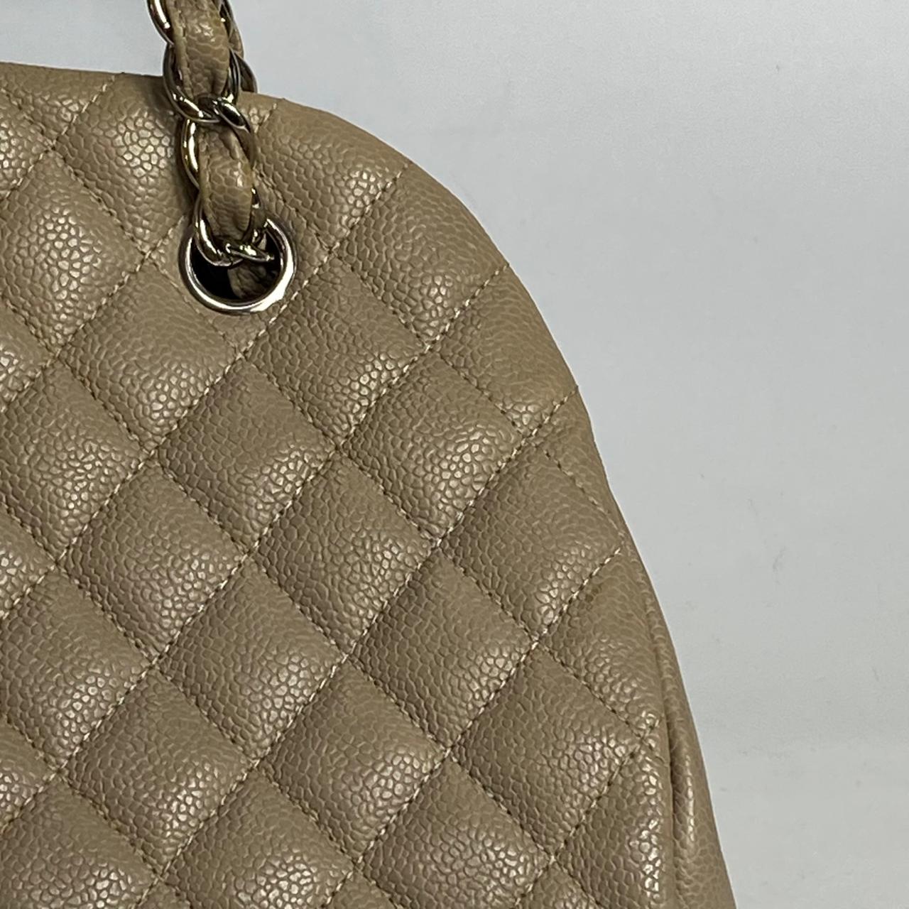 Channel	Mademoiselle Caviar Beige