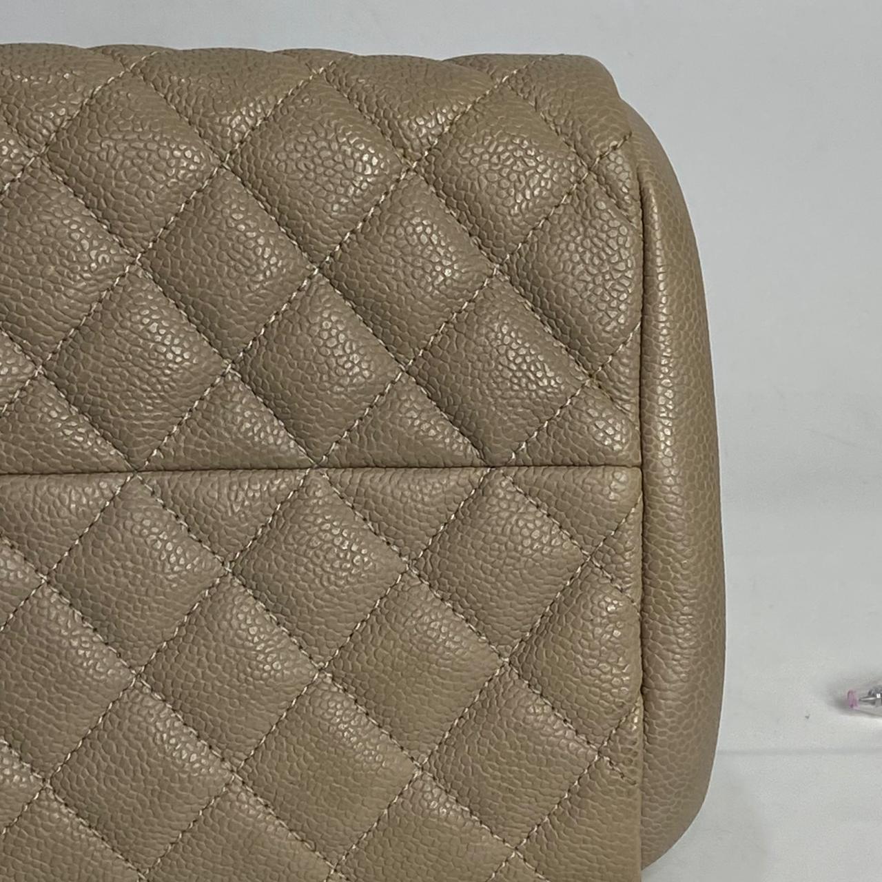 Channel	Mademoiselle Caviar Beige