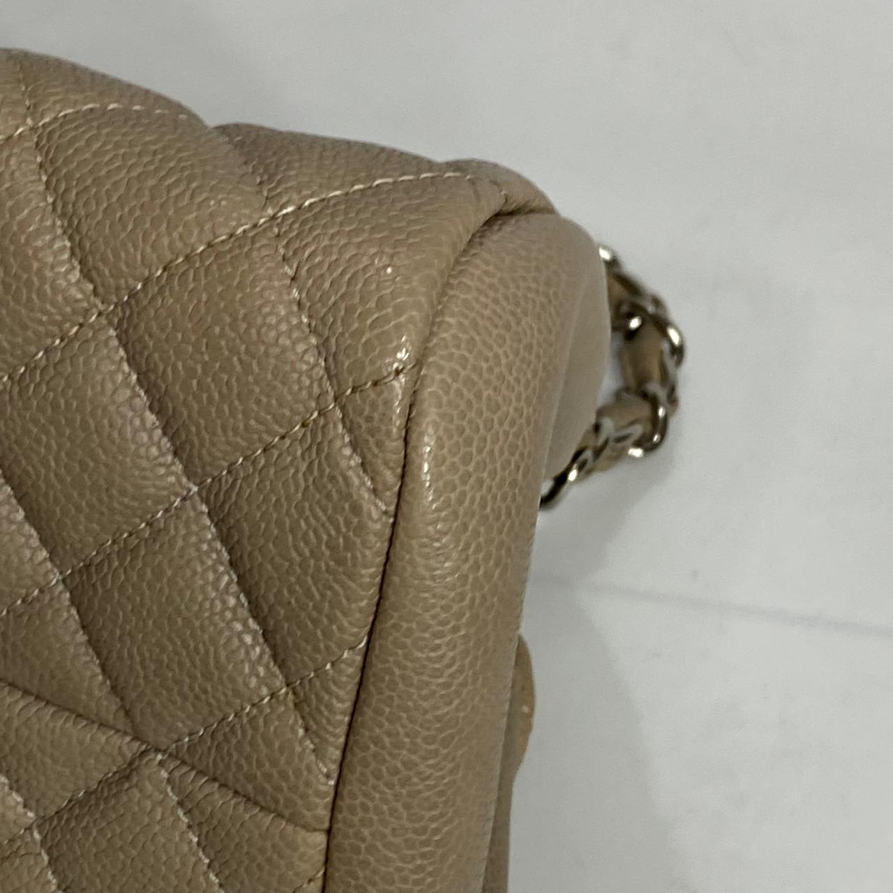 Channel	Mademoiselle Caviar Beige