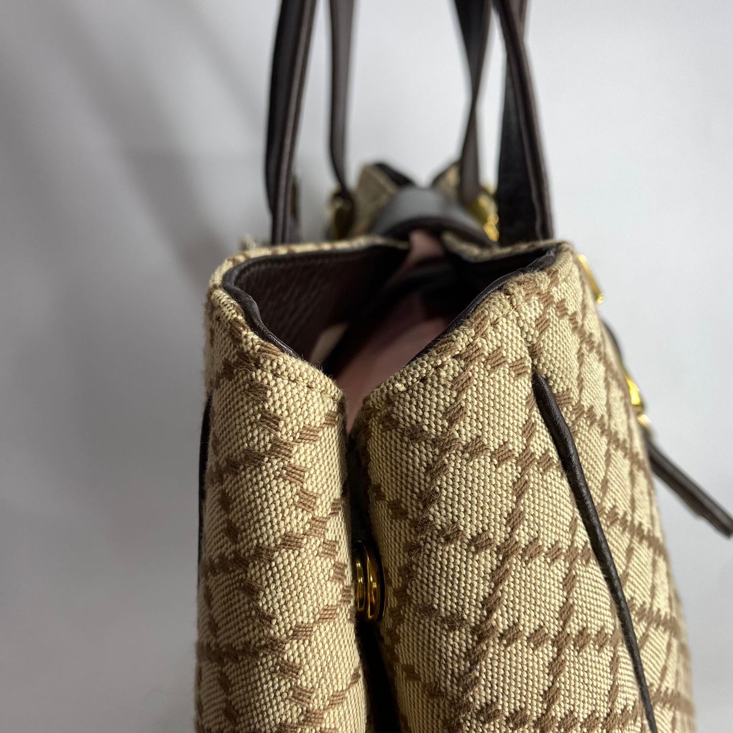 Gucci 1973 Ebony Diamante Beige