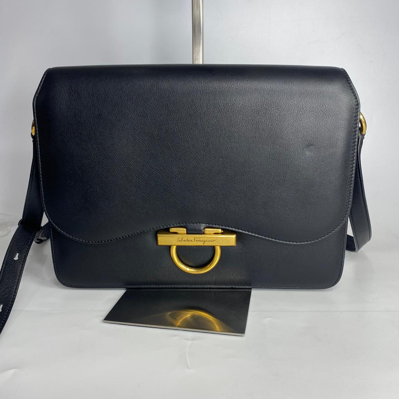 Ferragamo Joanne Shoulder Bag Black