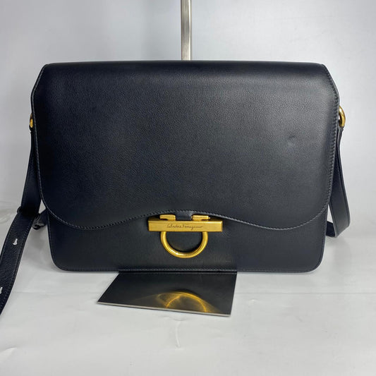 Ferragamo Joanne Shoulder Bag Black