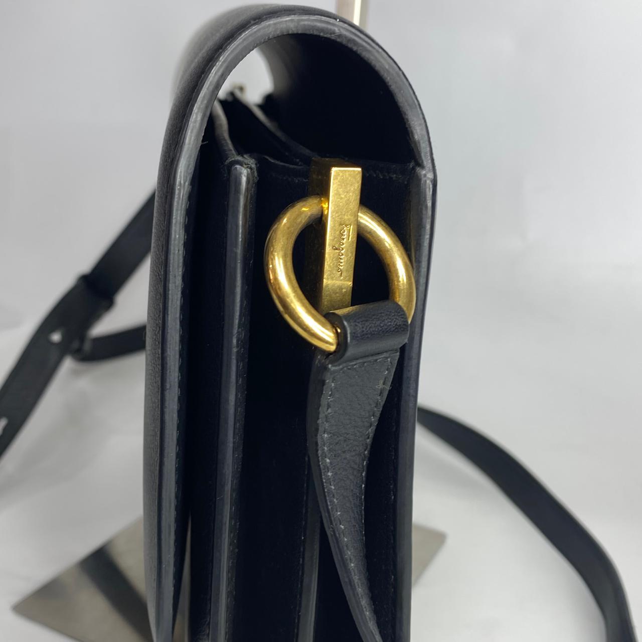 Ferragamo Joanne Shoulder Bag Black