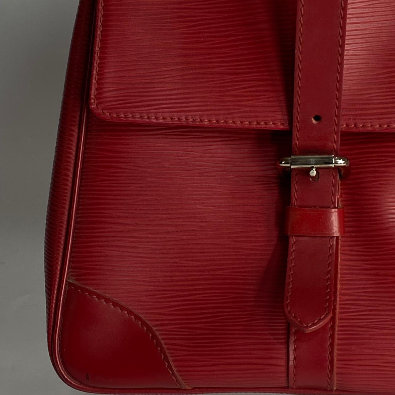 Louis Vuitton	Epi Segur Red