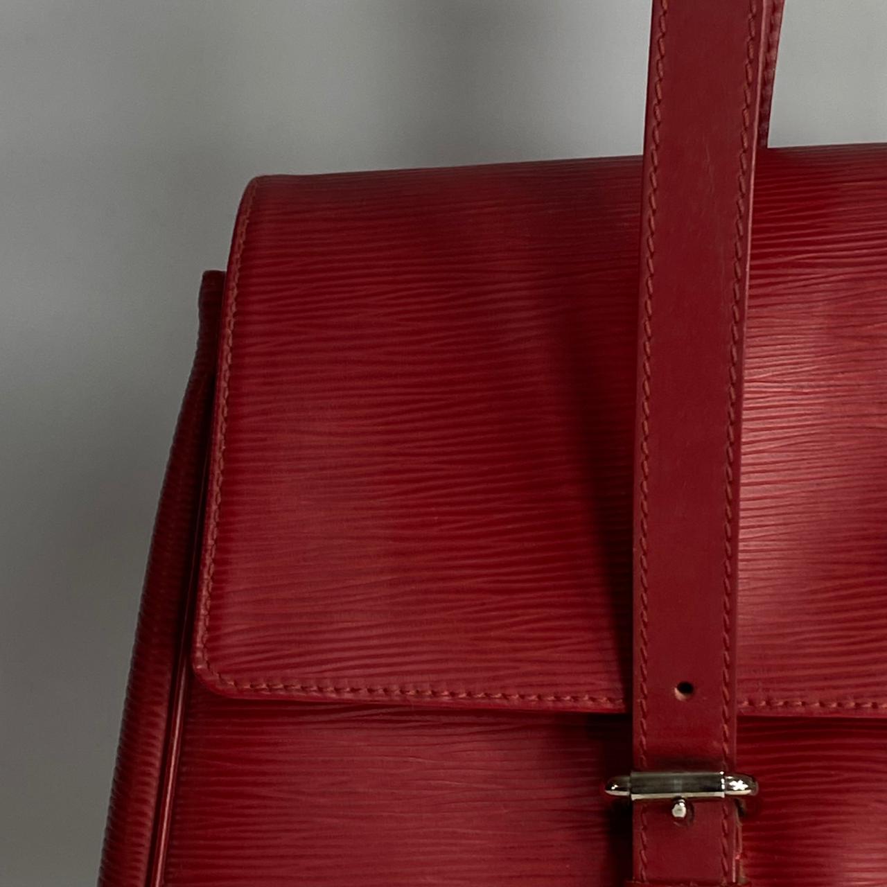 Louis Vuitton	Epi Segur Red