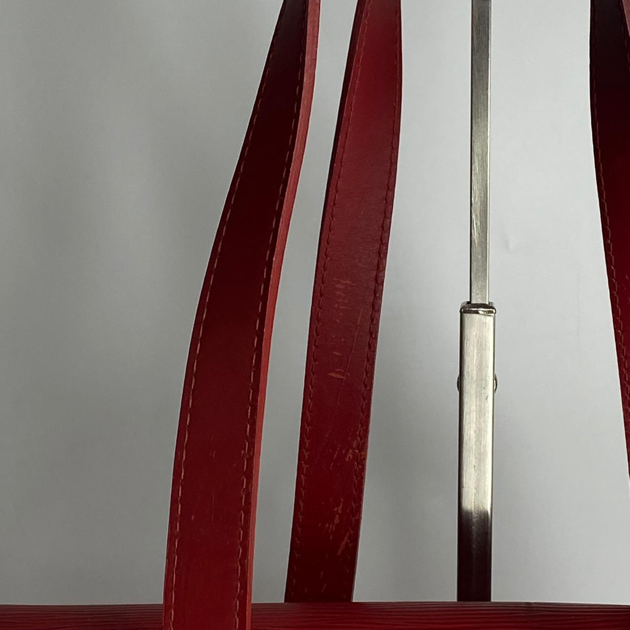 Louis Vuitton	Epi Segur Red