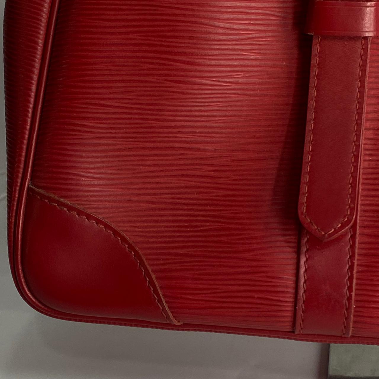 Louis Vuitton	Epi Segur Red