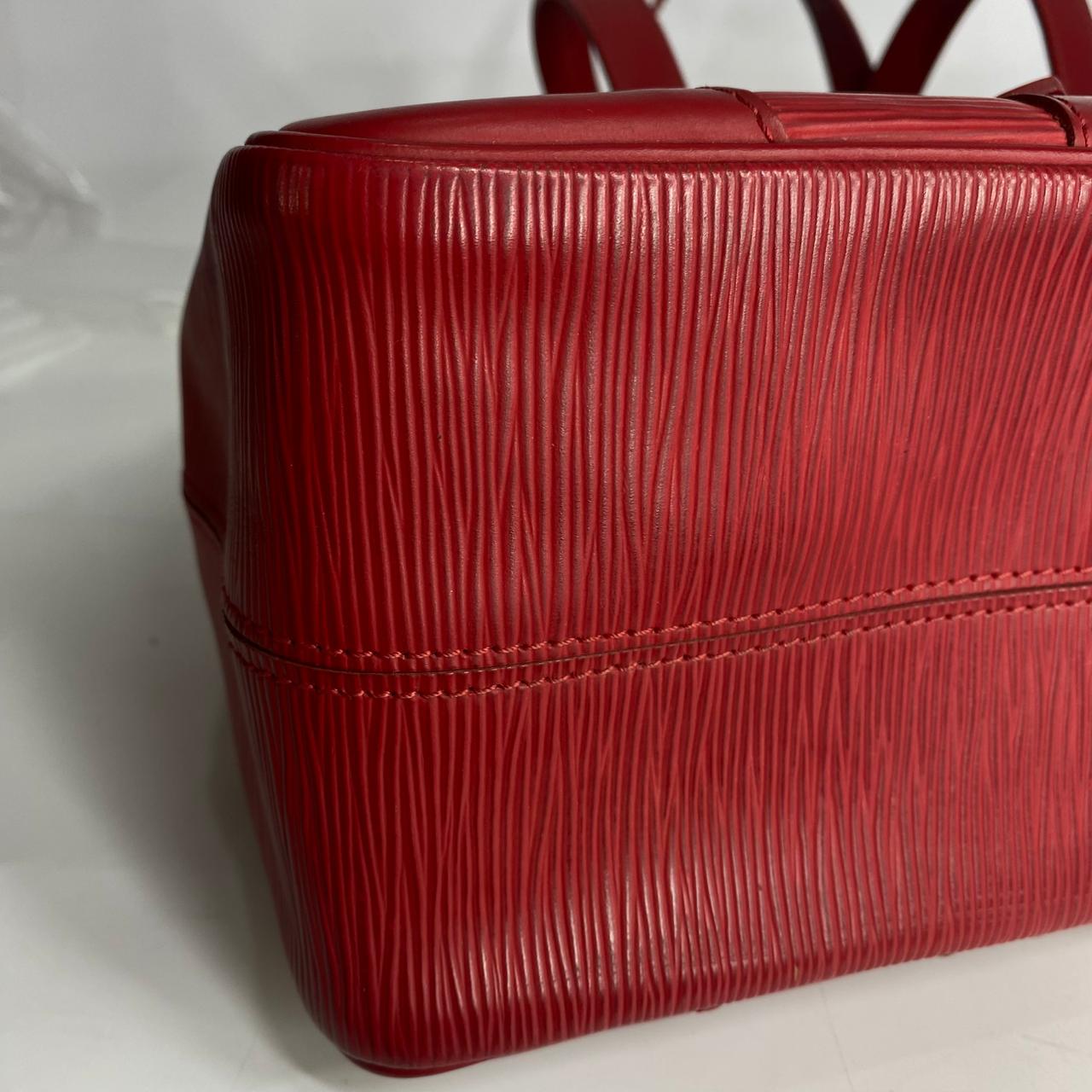 Louis Vuitton	Epi Segur Red