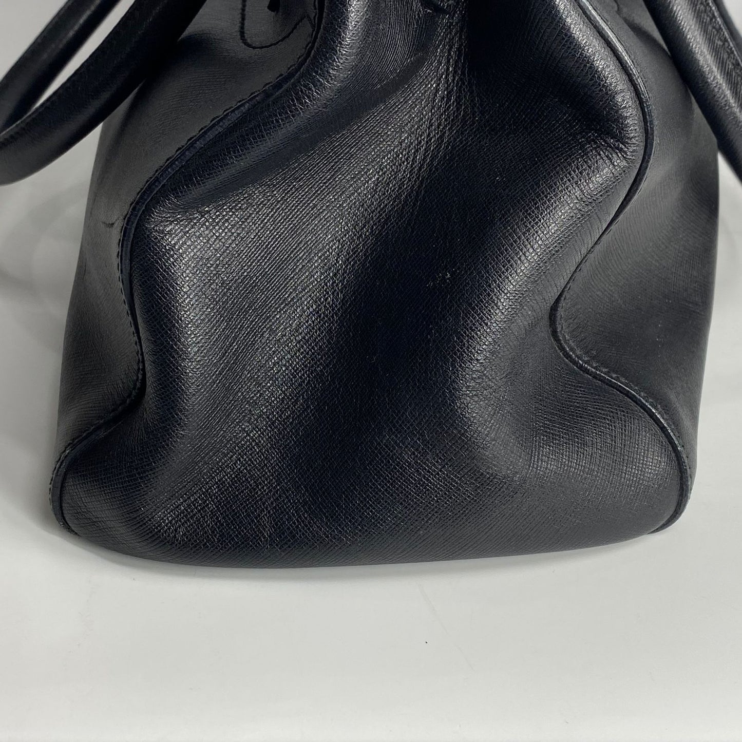 Ferragamo 2-way Bag Buckle Detail Black