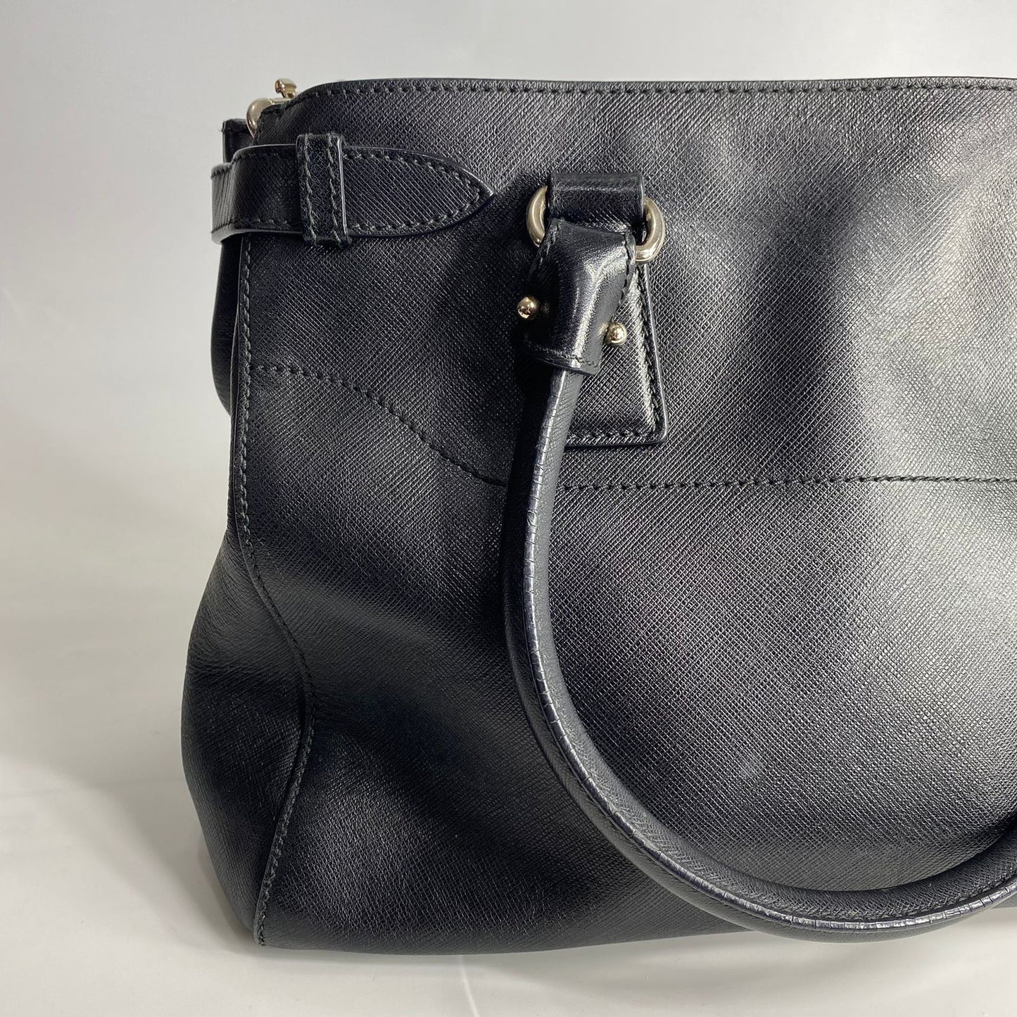 Ferragamo 2-way Bag Buckle Detail Black