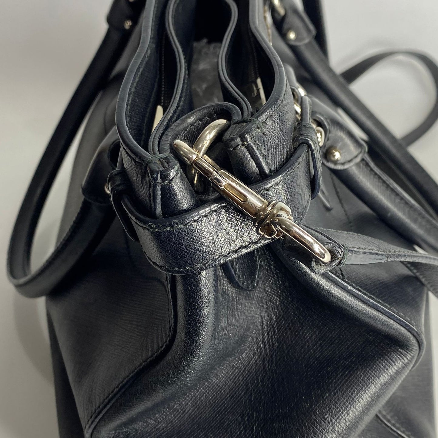 Ferragamo 2-way Bag Buckle Detail Black