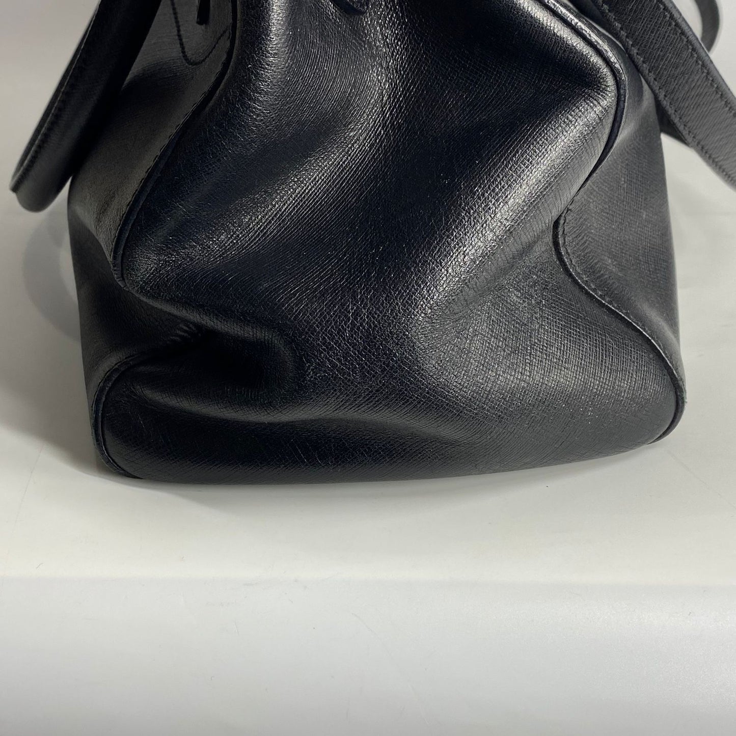 Ferragamo 2-way Bag Buckle Detail Black